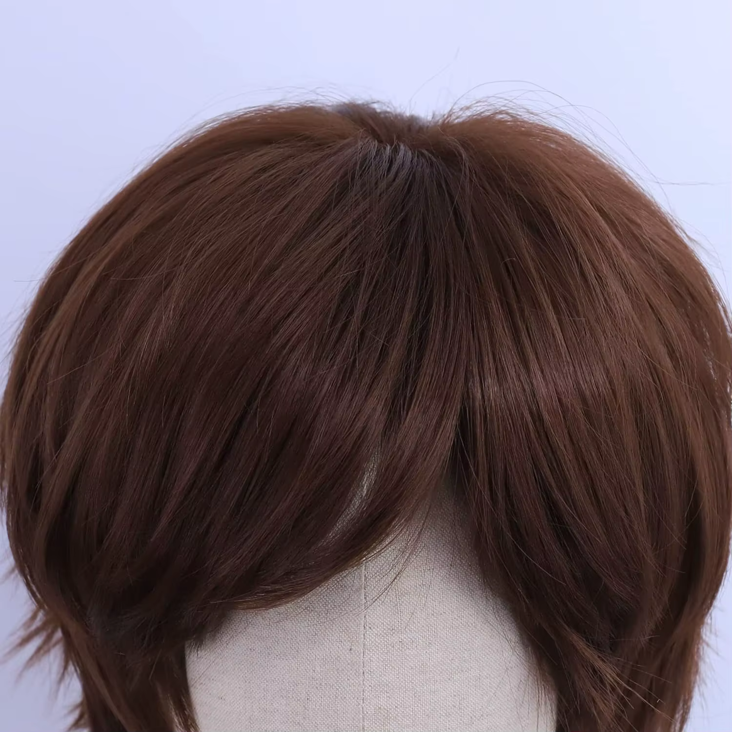 Perruque de cosplay marron à couches courtes pour hommes/femmes
