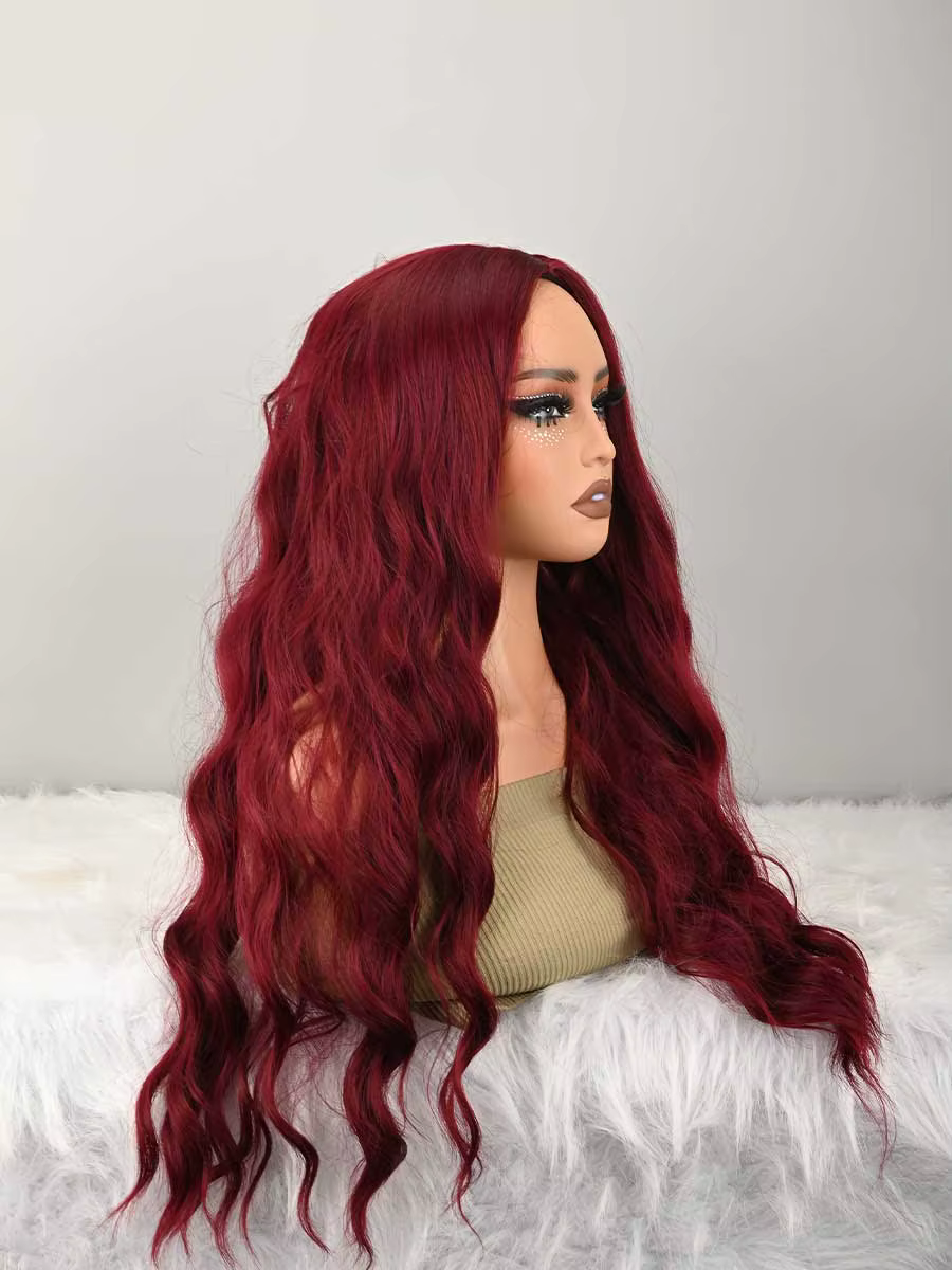 Perruque bordeaux avec frange pour femmes, longue perruque ondulée bordeaux, perruque rouge foncé, aspect naturel, perruque synthétique résistante à la chaleur, pour les fêtes