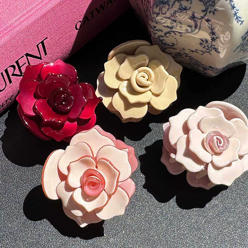 Pince à cheveux élégante en forme de rose