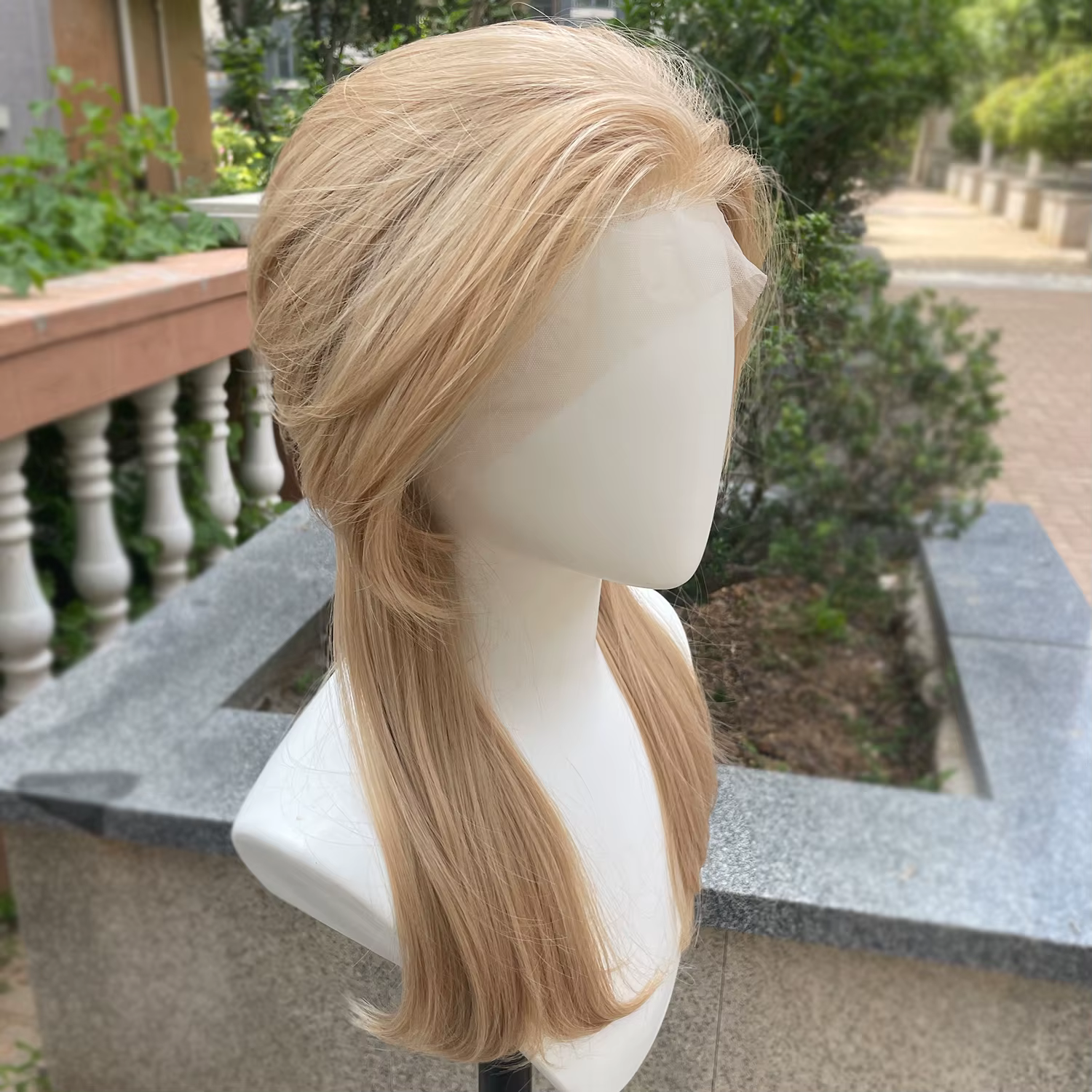 Perruques Lace Front wig synthétiques blondes de couleurs mélangées 13x4