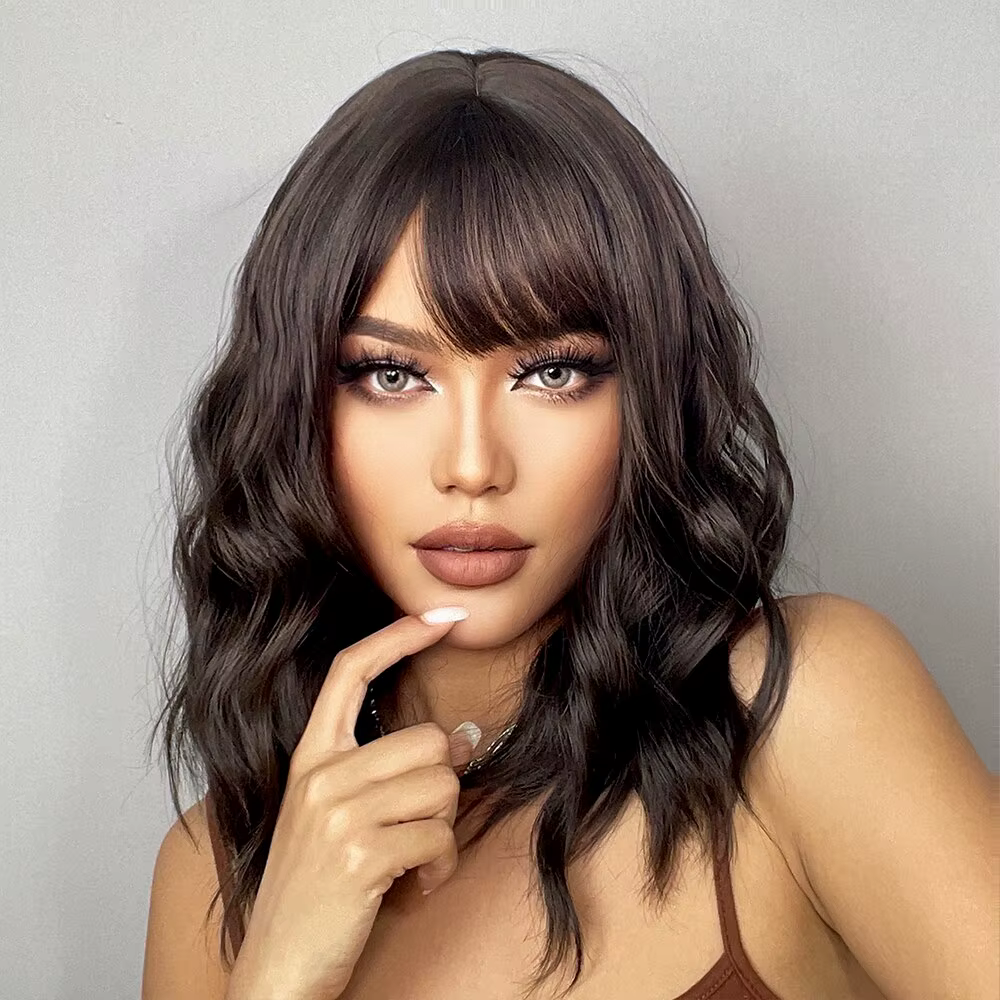 Perruque Bob Synthétique Naturelle Courte Ondulée avec Frange pour Femme