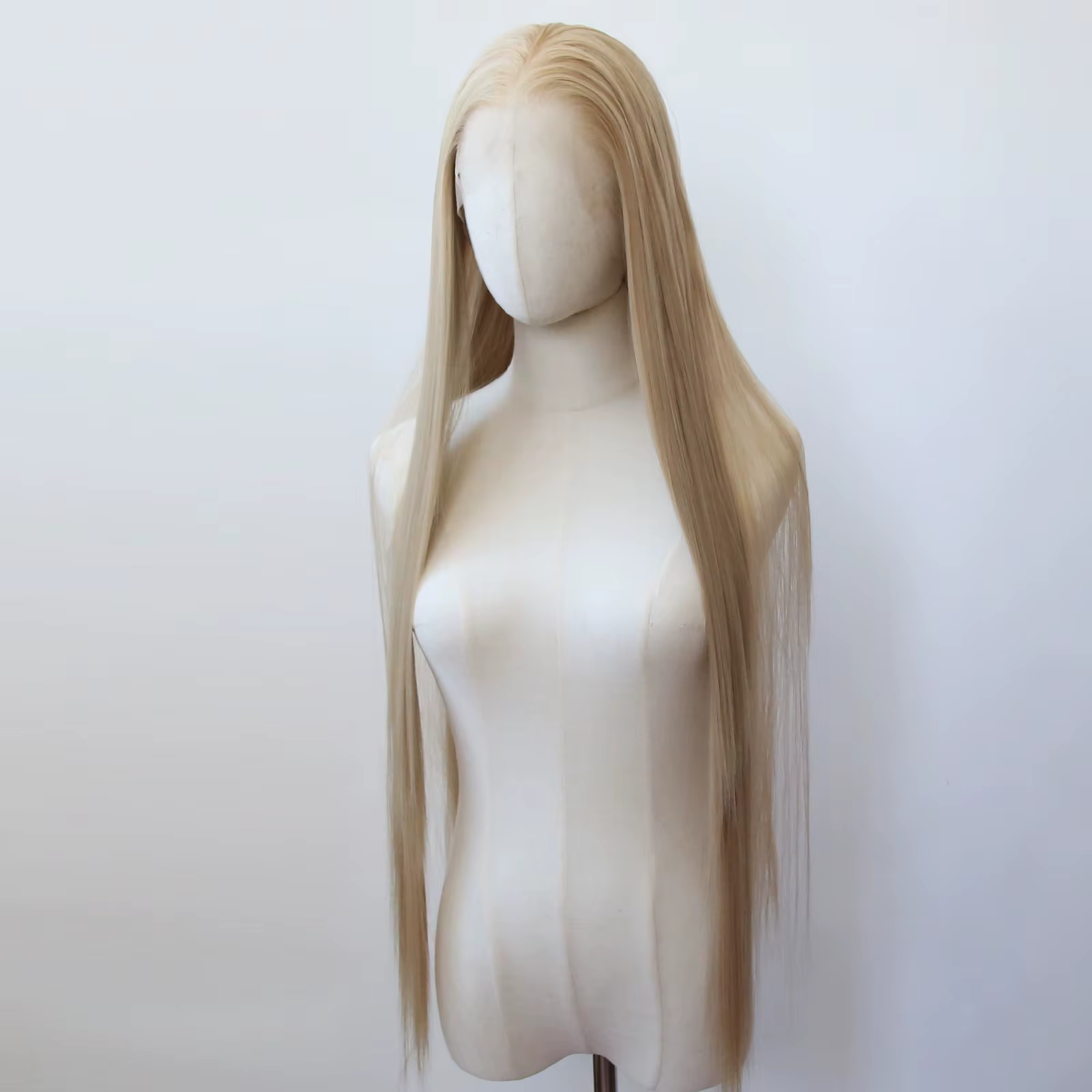 Perruque Lace Front Wig synthétique marron lin 40 pouces