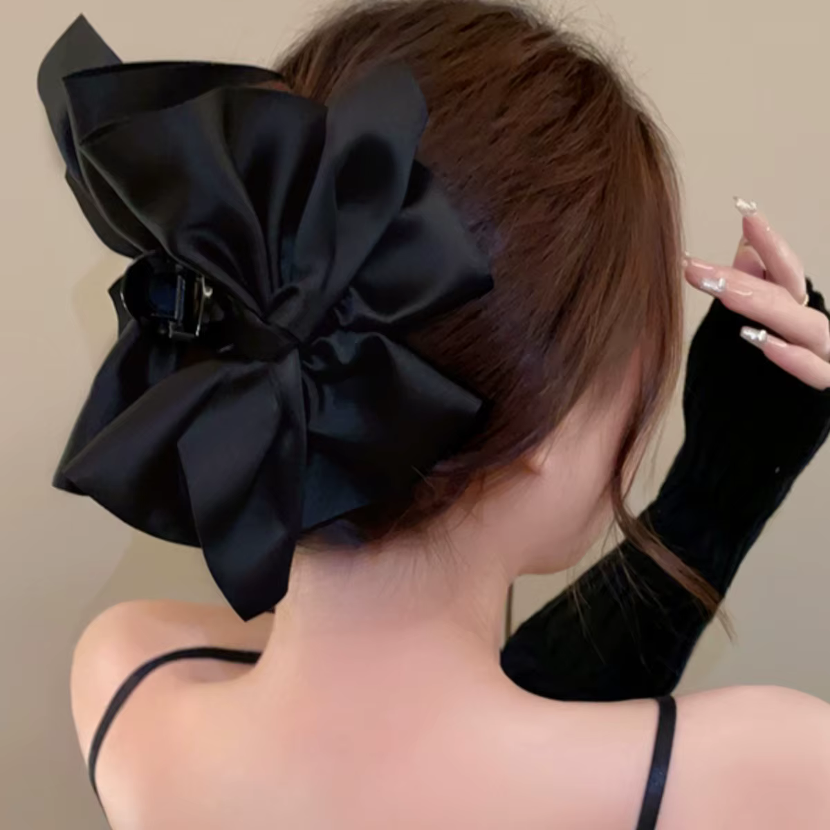 Pince à cheveux à gros nœud noir et blanc pour femmes