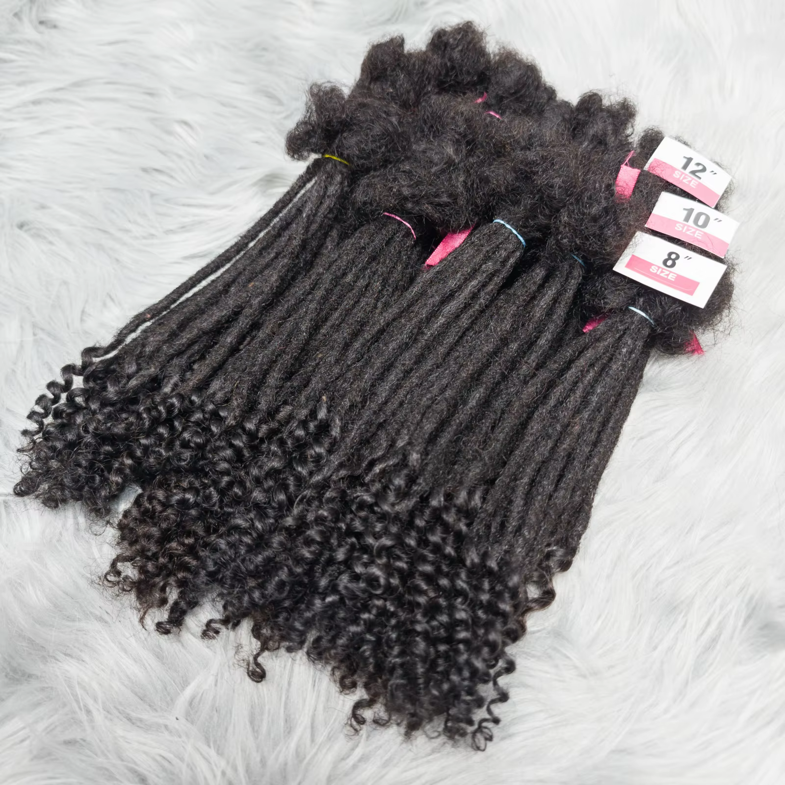 Extensions de dreadlock de cheveux humains naturels avec extrémités bouclées 8-12 pouces Extension de serrures de queue bouclée à la main pour femmes hommes 10 brins