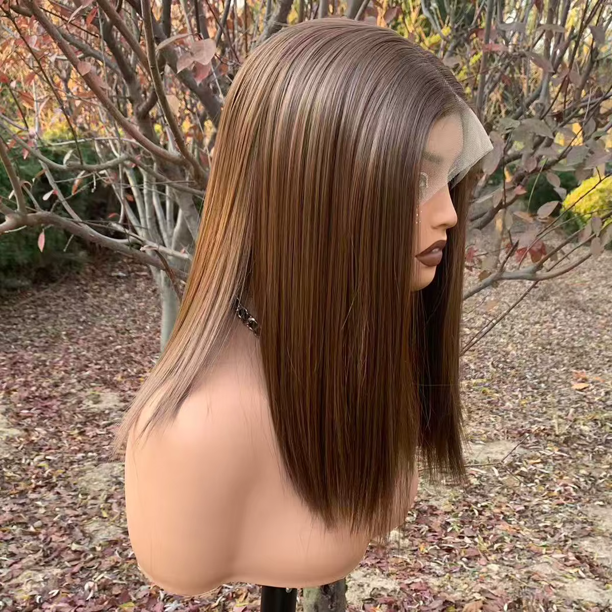 Perruque Bob Lace Front Wig synthétique sans colle marron clair 13x4