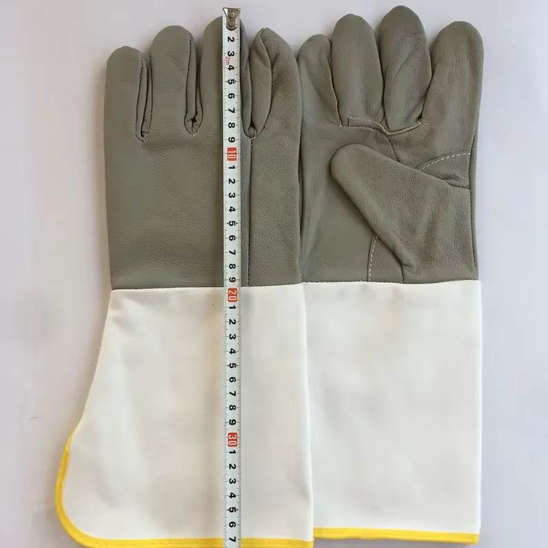 Gants de travail en cuir de vache pour la soudure |   Manches longues et larges |   Bouche large résistante à l'usure pour soudeur et travail des métaux