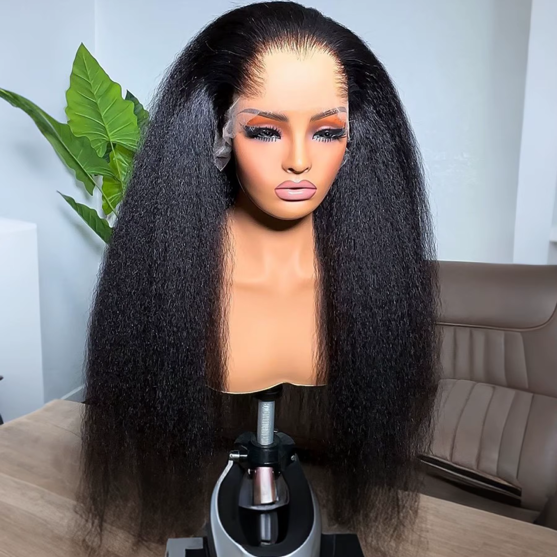 Yaki crépus droite doux couleur noire synthétique 13X4X1 HD dentelle frontale perruque pour les femmes pré-épilées avec