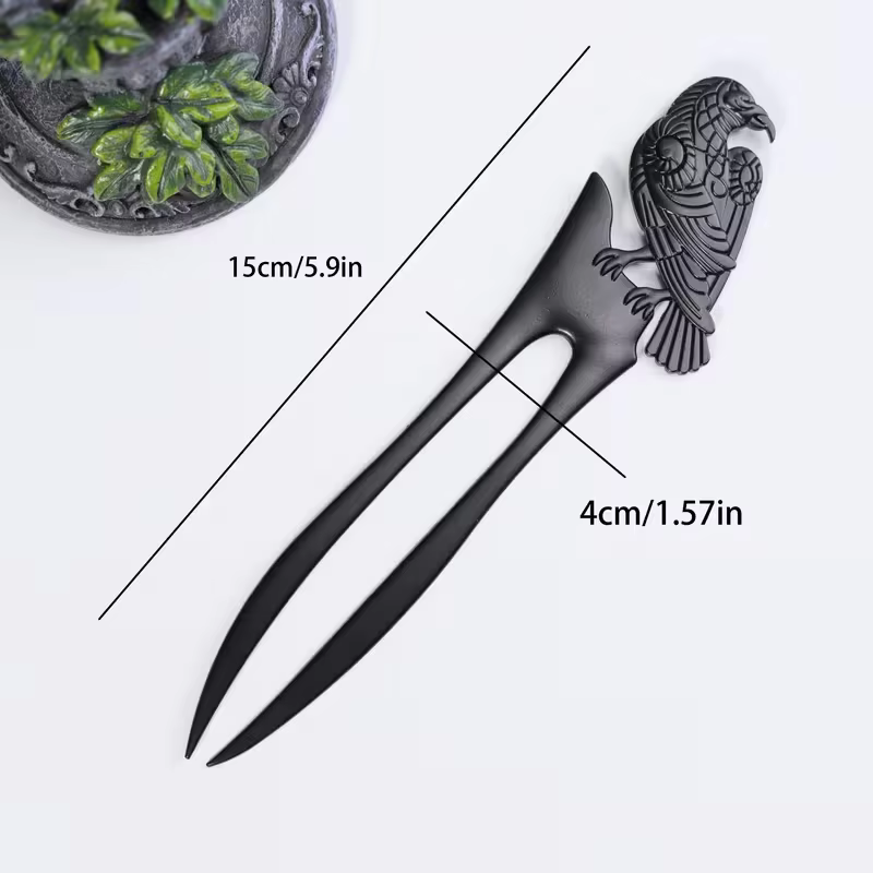 1 épingle à cheveux vintage (avec décoration corbeau viking)
