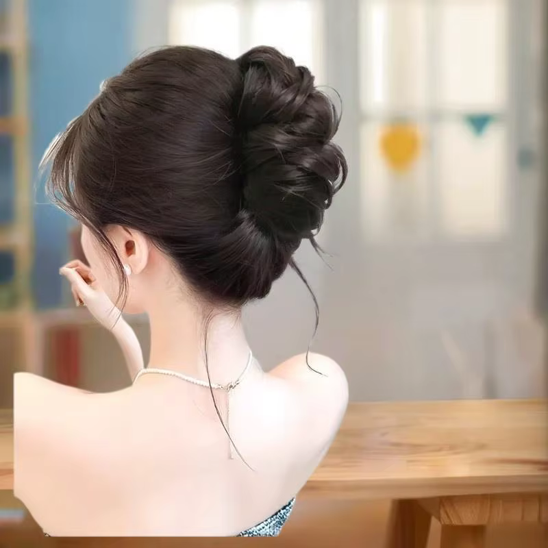 Chignon démélé artificiel