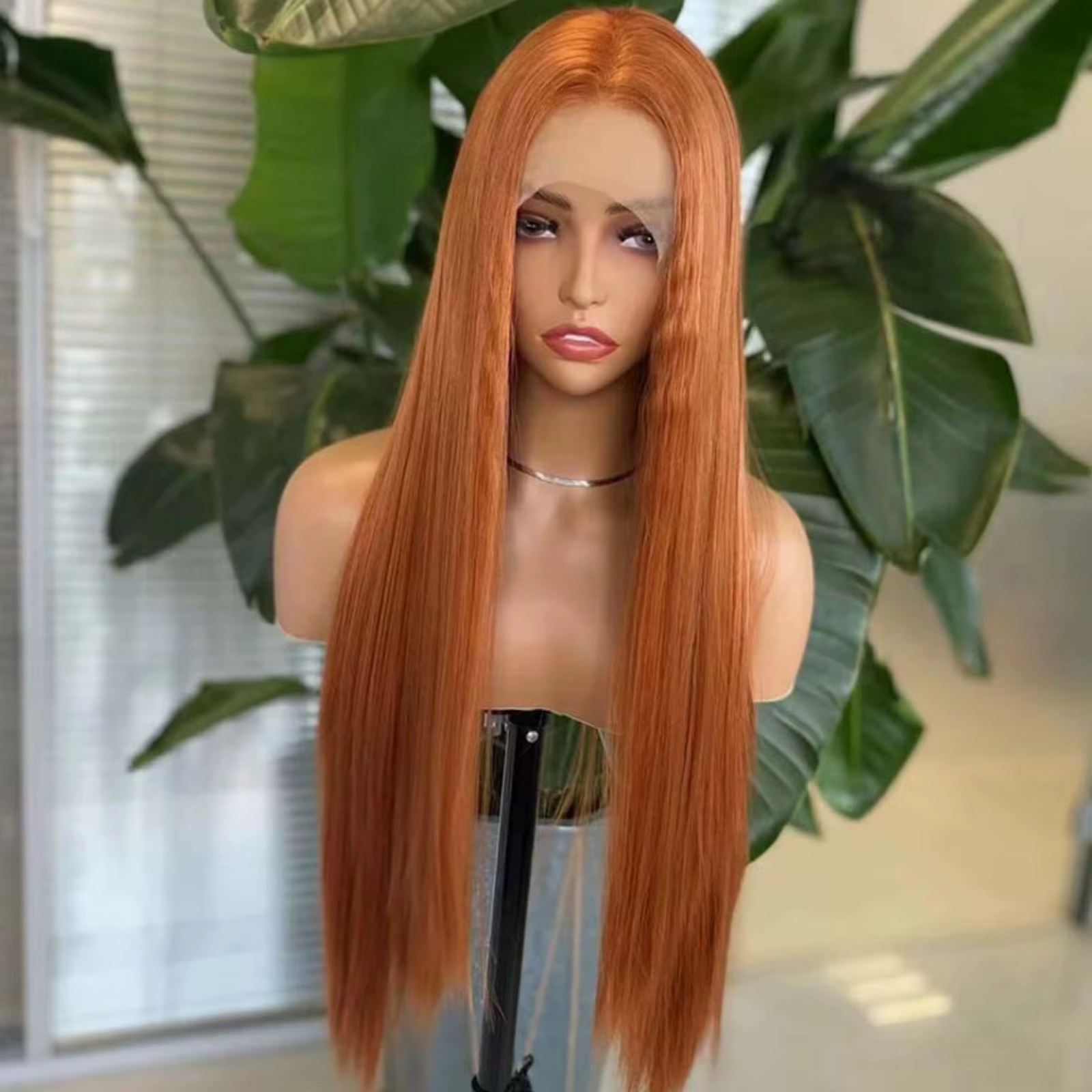 Perruque Lace Front Wig synthétique lisse et longue au gingembre