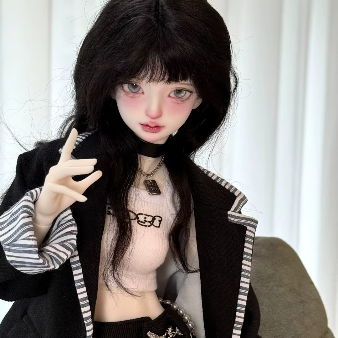 Perruque BJD longue ondulée noire et jaune avec raie au milieu