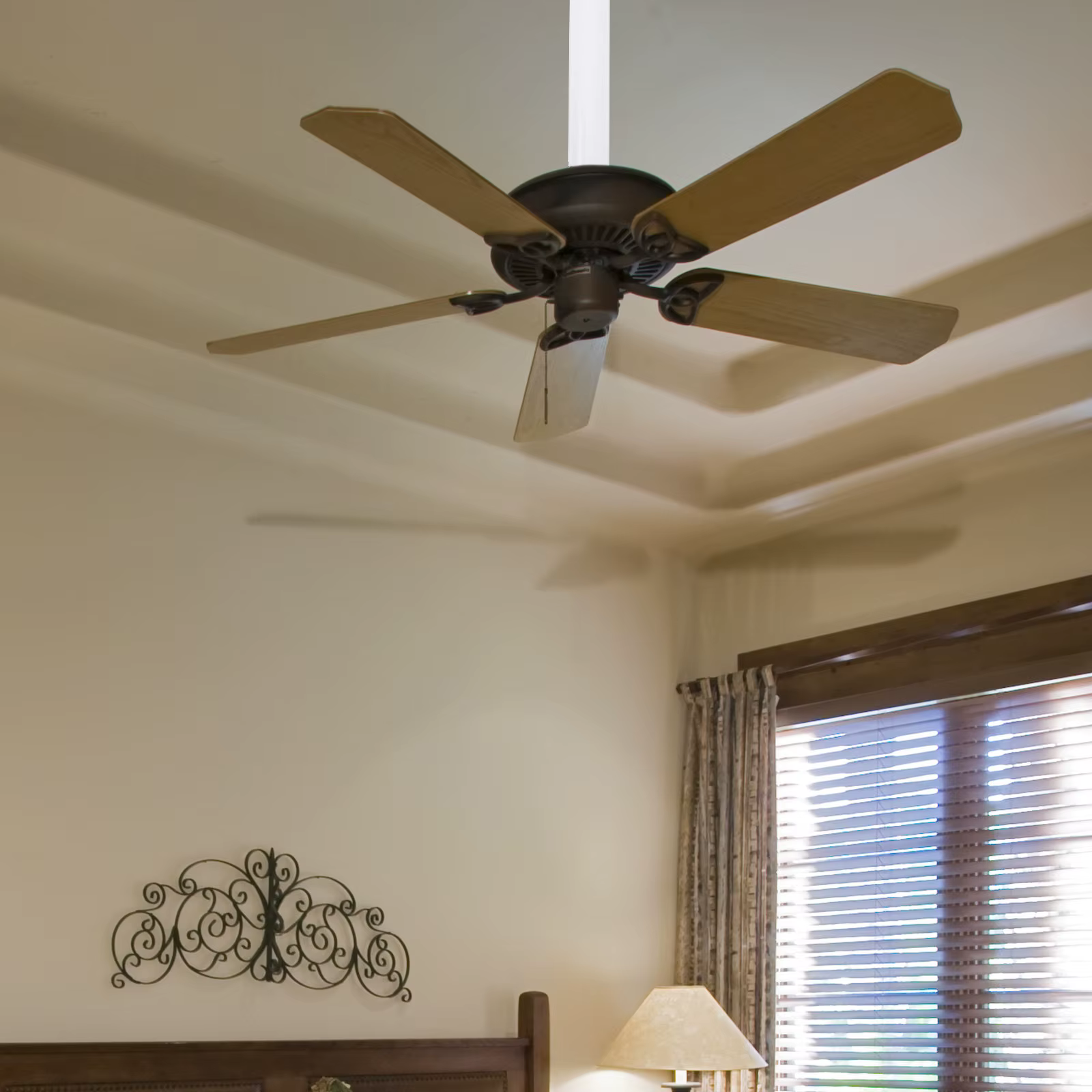 Tige d'extension universelle robuste pour ventilateur de plafond, en métal, longue, stabilité accrue, esthétique élégante, compatible avec