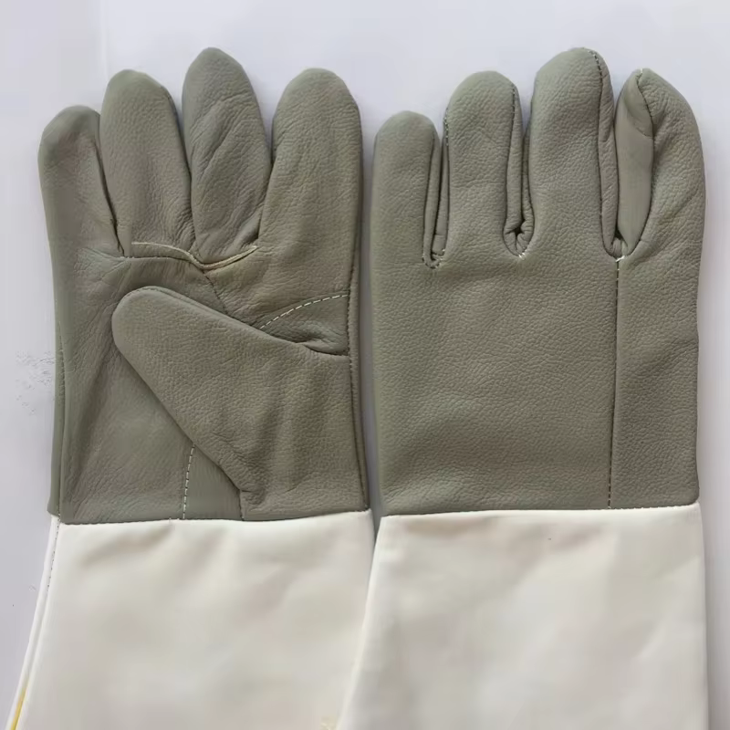 Gants de travail en cuir de vache pour la soudure |   Manches longues et larges |   Bouche large résistante à l'usure pour soudeur et travail des métaux