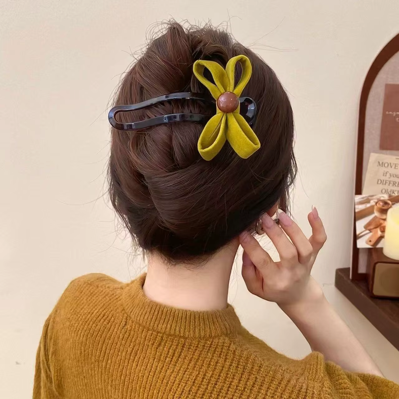 Pince à cheveux en bec de canard avec nœud en velours doux pour femmes