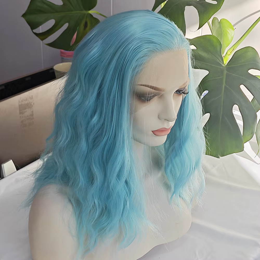 Perruque Lace Front Wig synthétique ondulée bleu ciel, perruque Loose Wave bleu clair pour femmes, Cosplay Makrup, utilisation en Fiber de chaleur, cheveux bleus