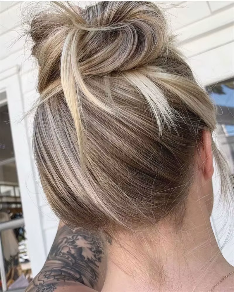 Perruque simple lisse et naturelle pour femme