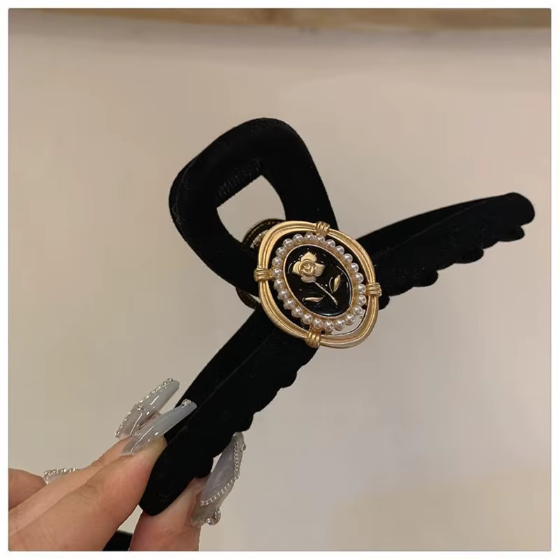 Regal noir velours Vintage Rose femmes bandeaux pince à cheveux Goth mariée diadème fleur bijoux coiffure