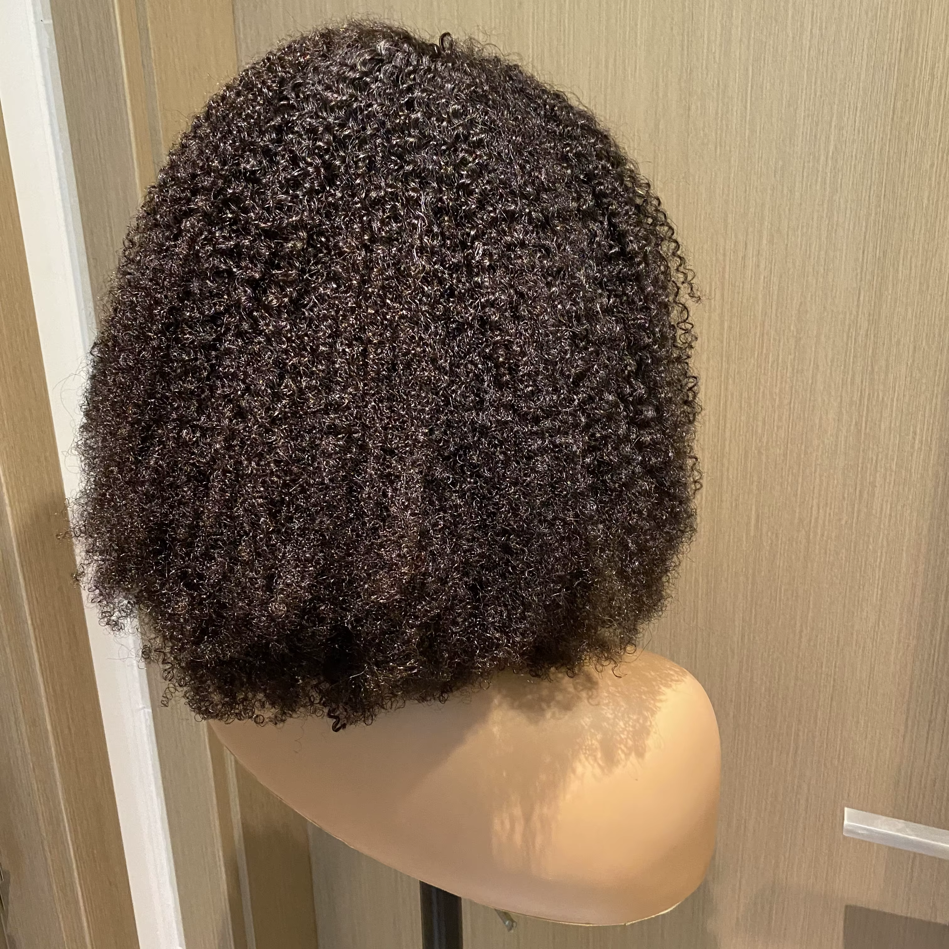 Perruque Brésilienne de Cheveux Naturels Crépus et Bouclés