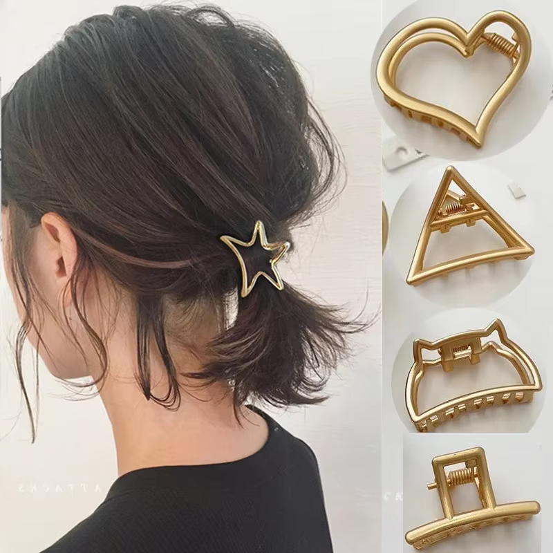 Pinces à cheveux en métal en forme de cœur creux