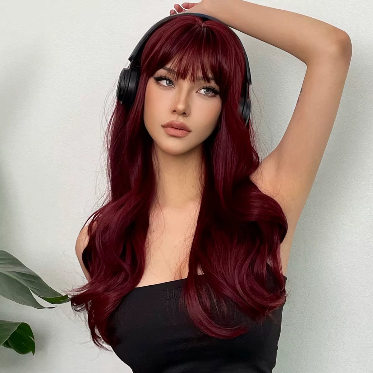 Grande perruque synthétique rouge bordeaux pour Halloween