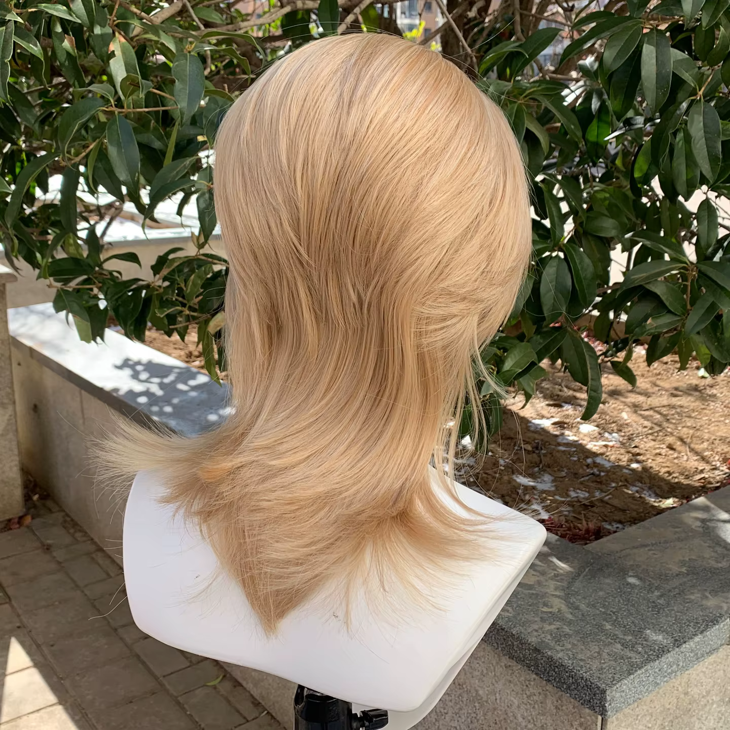 Perruque courte synthétique style Mullet 13x4 Lace Front pour femmes