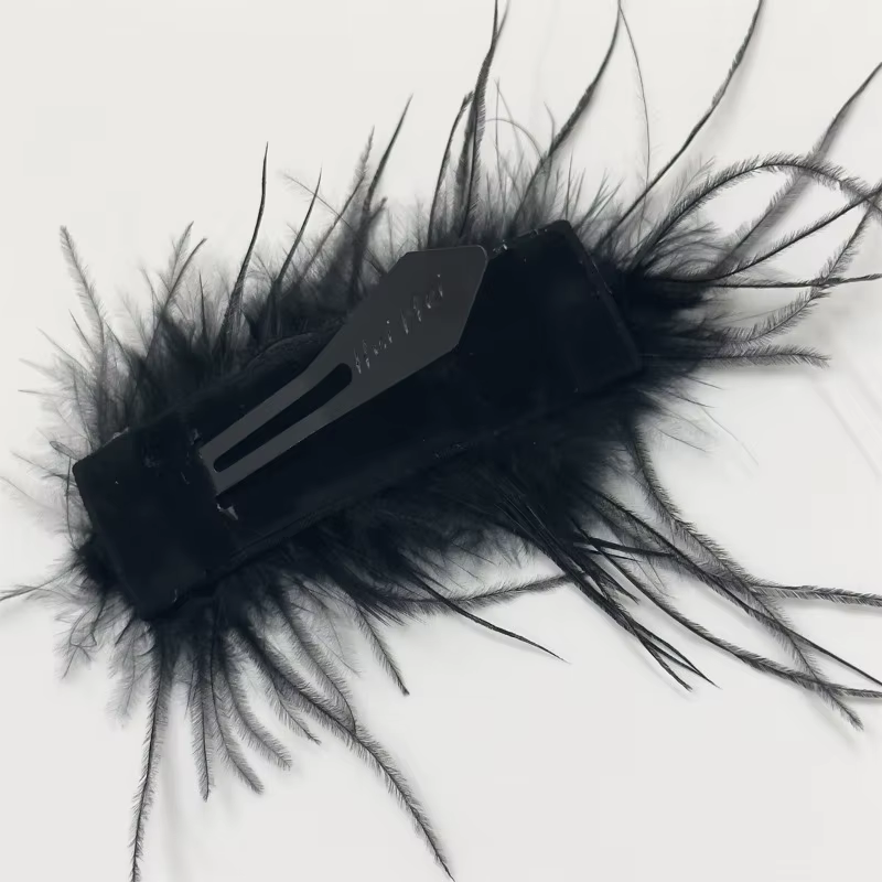 Pinces à cheveux gothiques en plumes Y2K