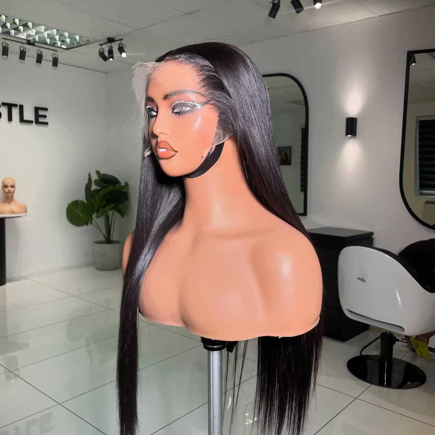 Perruque Lace Frontal Wig synthétique lisse et douce