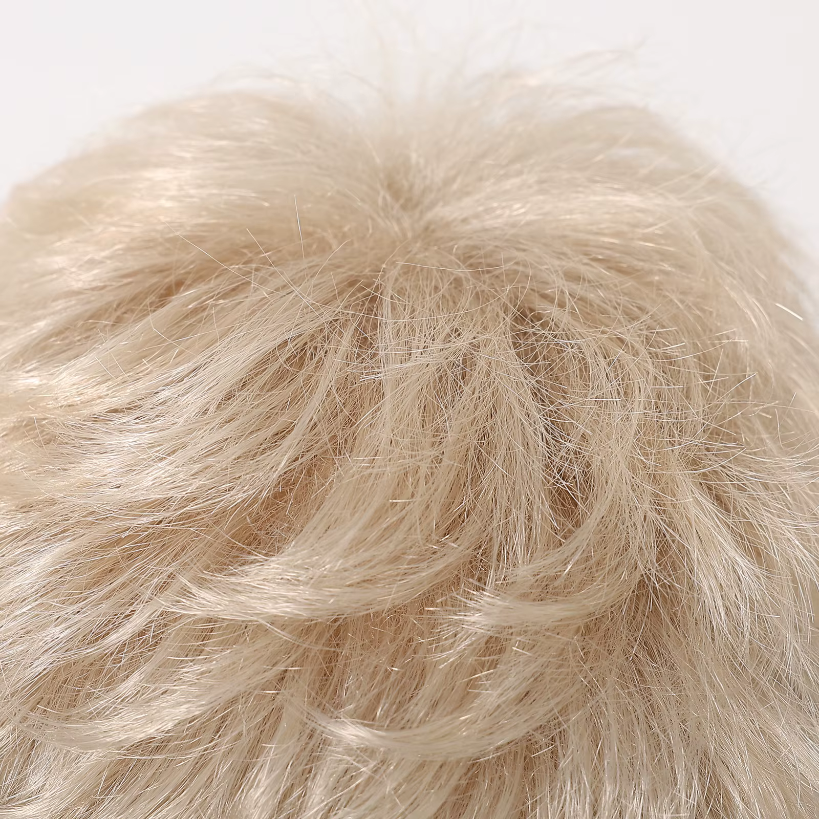 Perruques synthétiques courtes blondes platine pour hommes