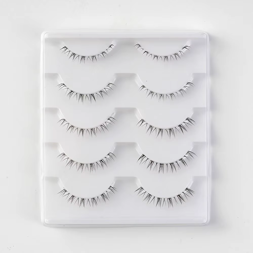 Faux cils inférieurs, maquillage naturel