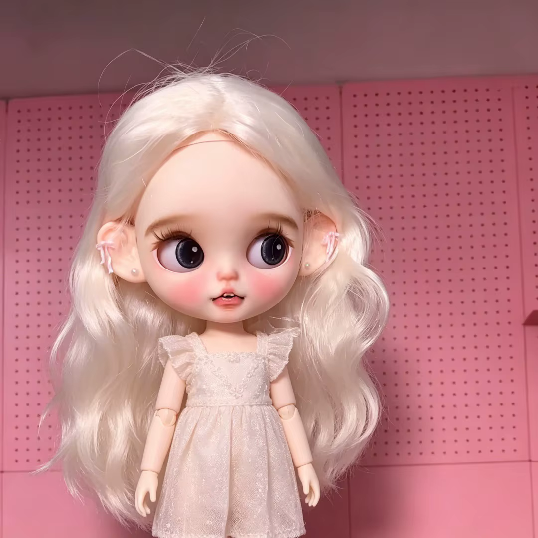 Perruque pour poupée Blythe