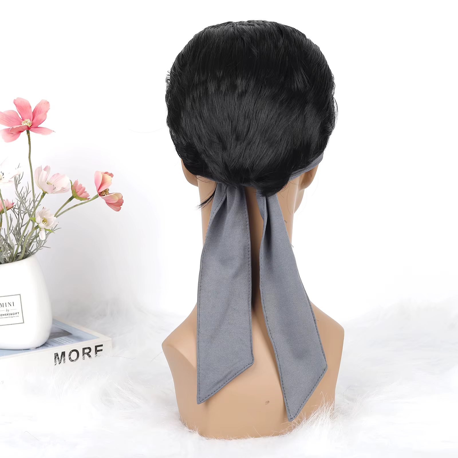 Perruque synthétique de coiffure pirate avec bandana