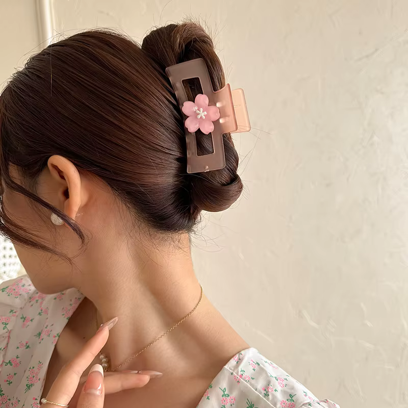 Pince à cheveux tendance Fleur de cerisier douce pour femme