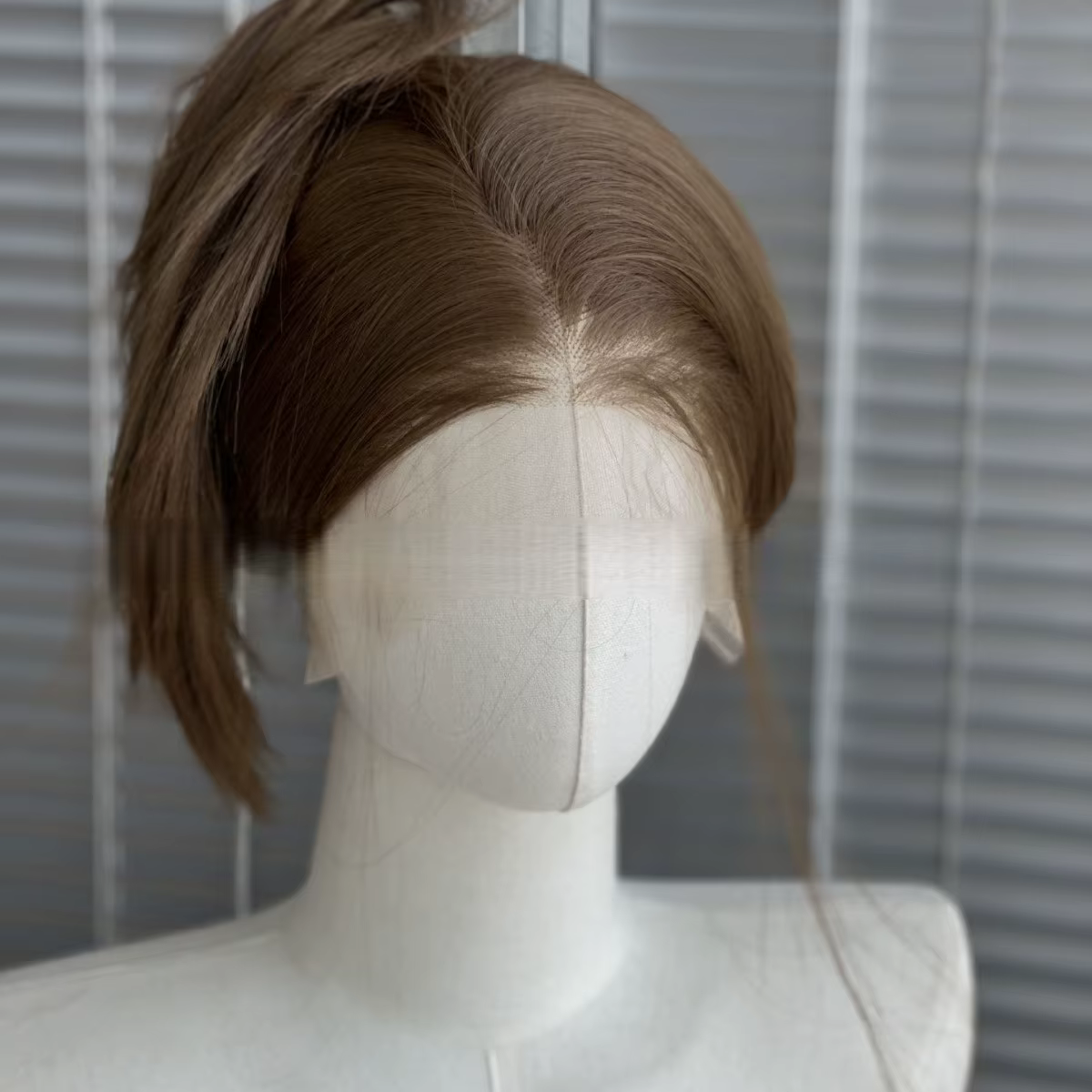 Perruque Lace Front Wig synthétique marron 26 pouces