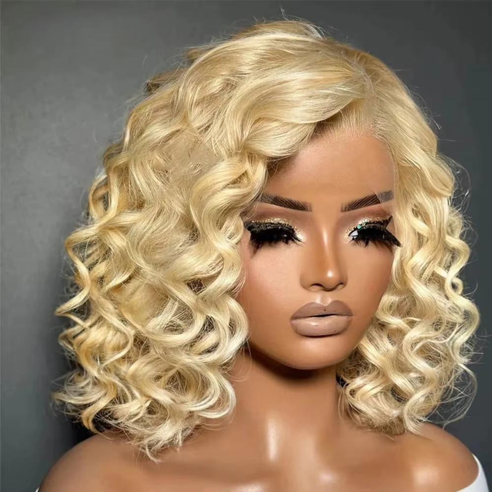 Perruques blondes bouclées 613