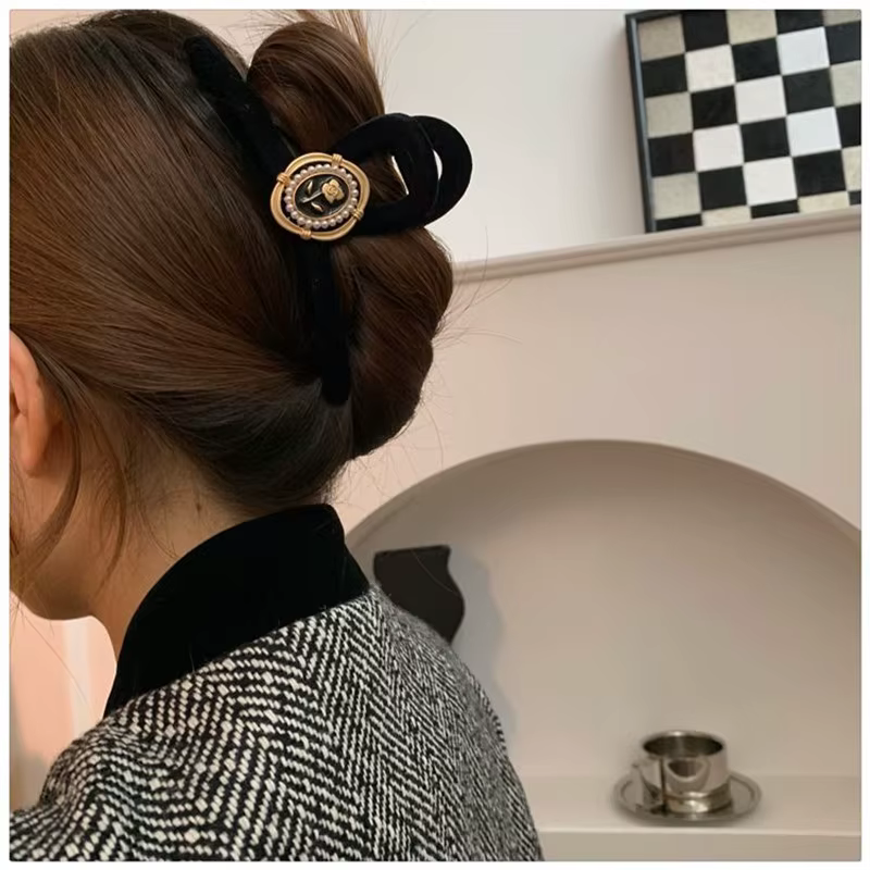 Regal noir velours Vintage Rose femmes bandeaux pince à cheveux Goth mariée diadème fleur bijoux coiffure