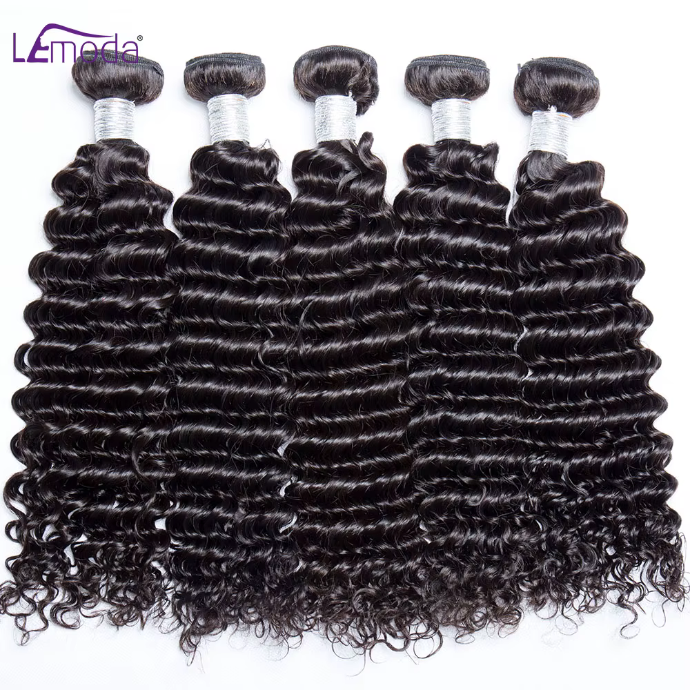 Paquets de cheveux humains de vague bouclée avec fermeture frontale de dentelle transparente HD
