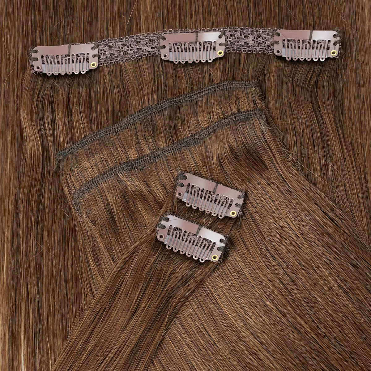 Clip court dans l'extension de cheveux