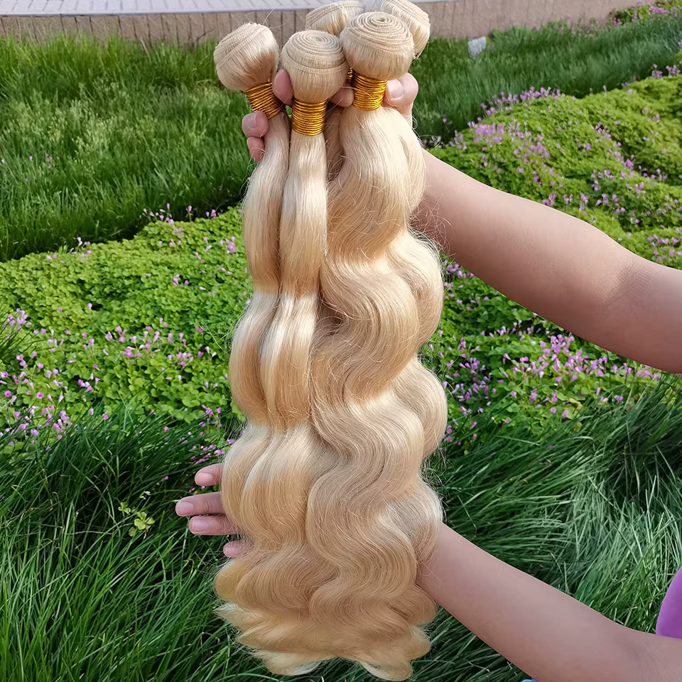 Tissage en lot brésilien 100% naturel Body Wave blond 613