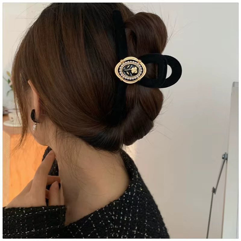 Regal noir velours Vintage Rose femmes bandeaux pince à cheveux Goth mariée diadème fleur bijoux coiffure