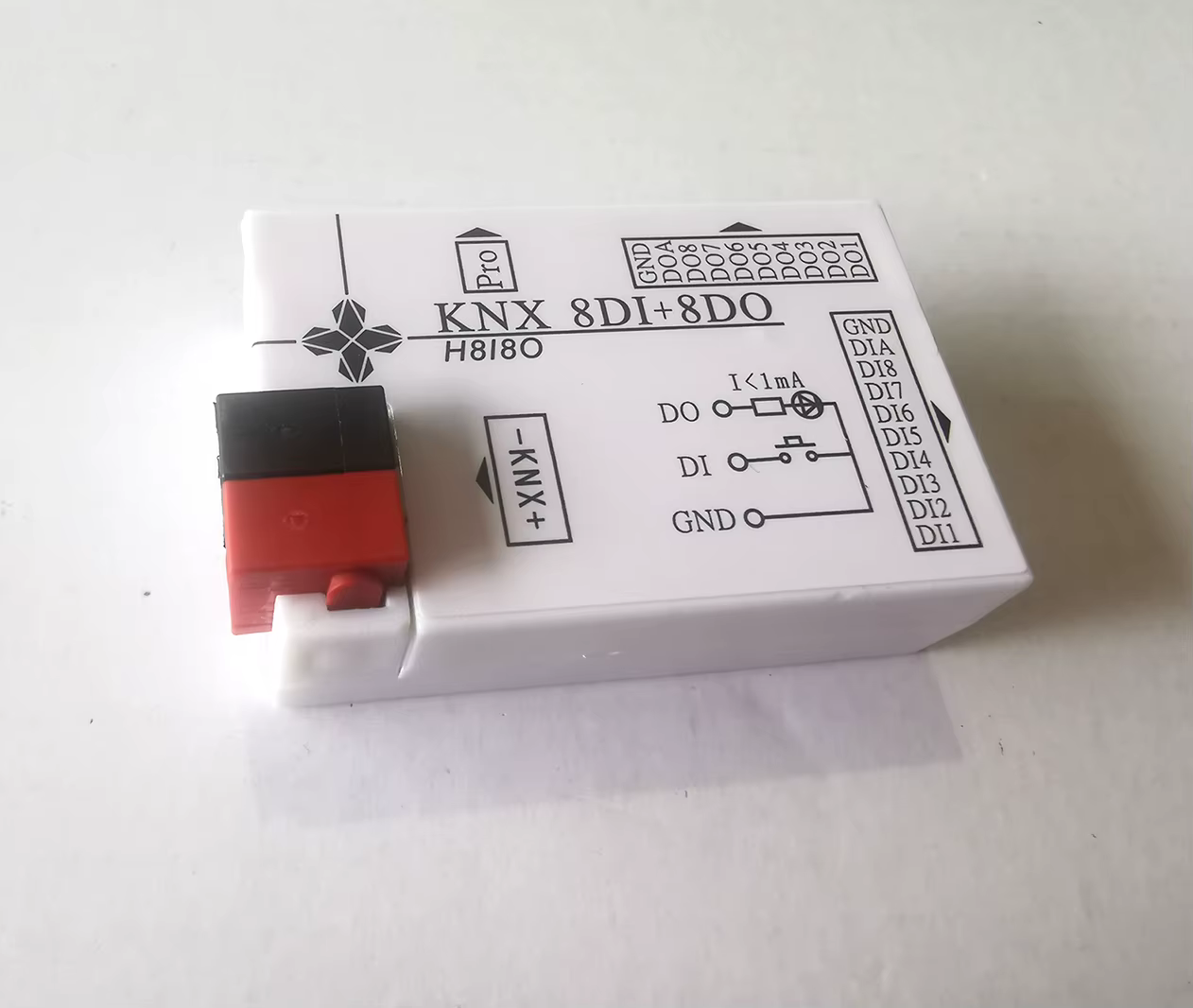 Technologie KNX 8DI + 8DO avec 8 entrées et 8 sorties