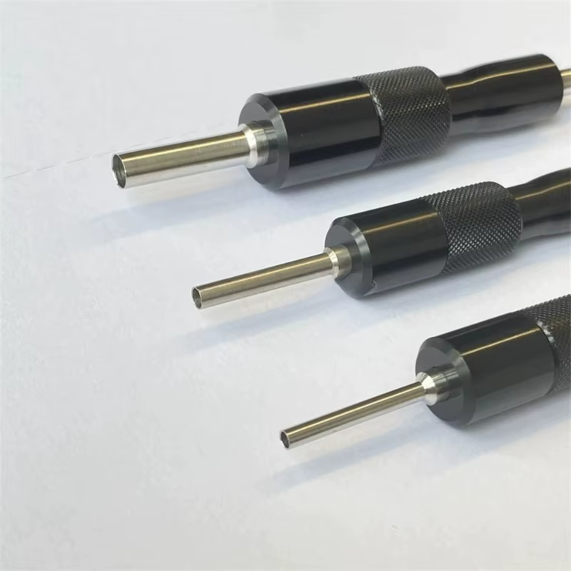 QXRT20 |   QXRT16 |   QXRT12 |   Rétracteur de broches de terminal QXRT08