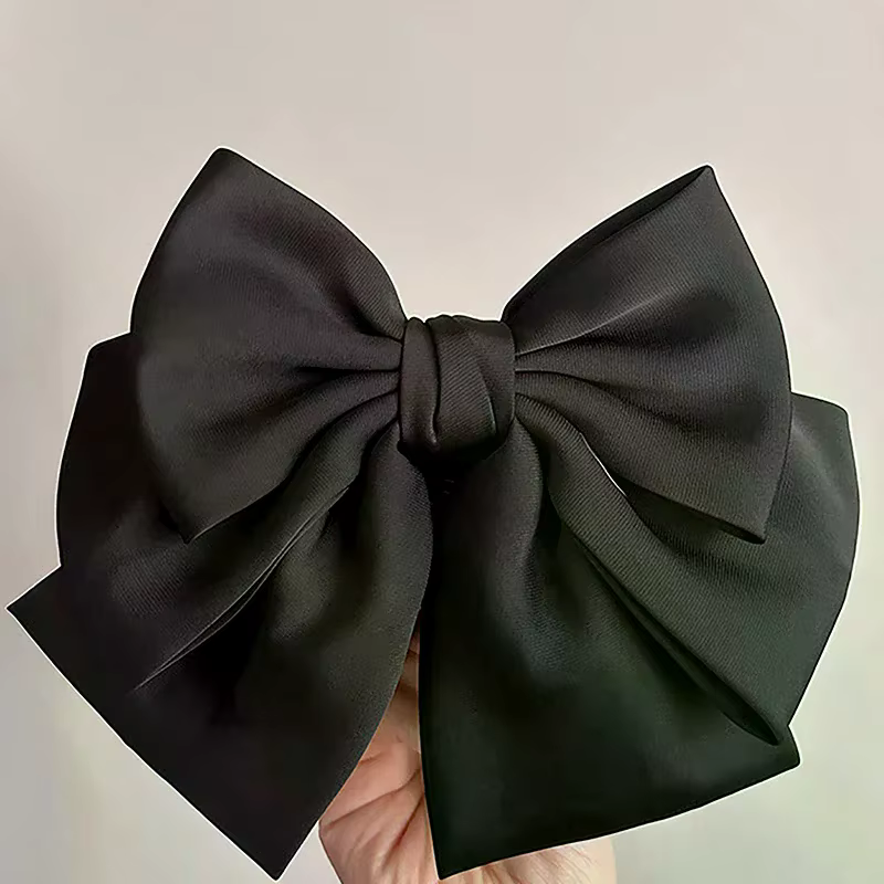 Pince à cheveux en ruban avec nœud élégant