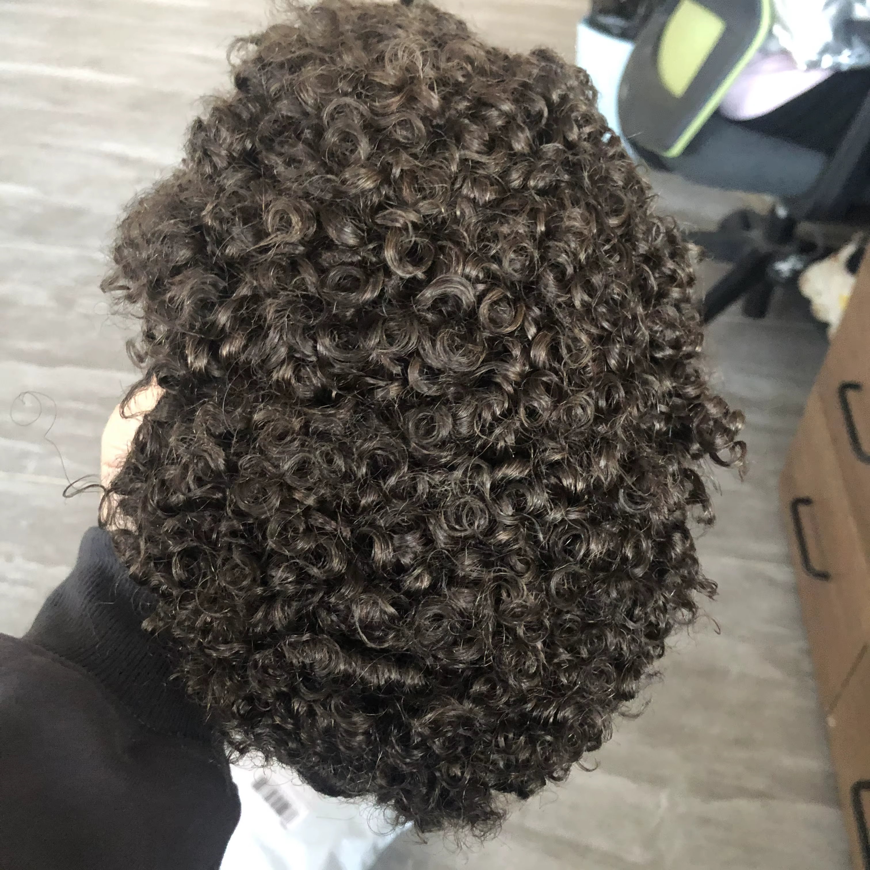Prothèses capillaires pour hommes en cheveux naturels