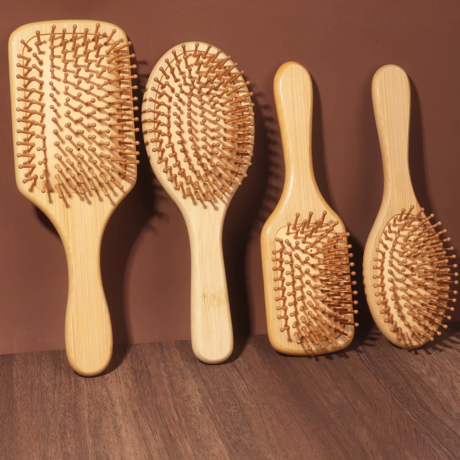 Brosse à cheveux en bois pour favoriser la croissance des cheveux