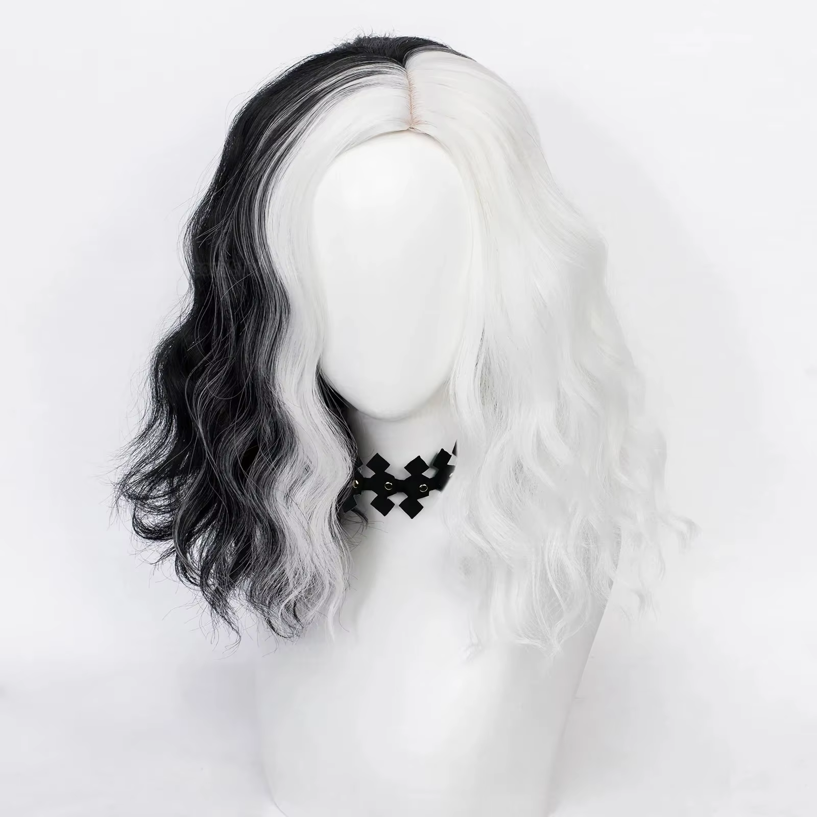 Anime Cruella de Vil Cosplay perruque accessoires Cruly moitié noir