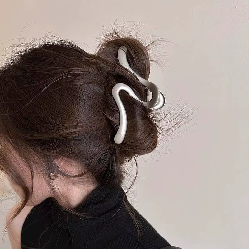 Pince à cheveux en métal pour femmes