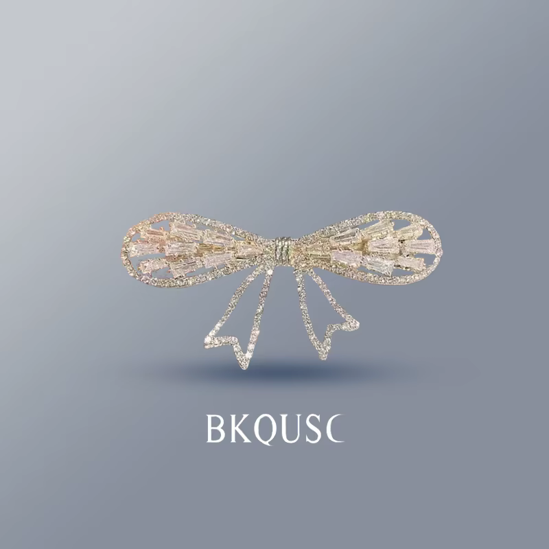 Pince à cheveux en strass pour femmes