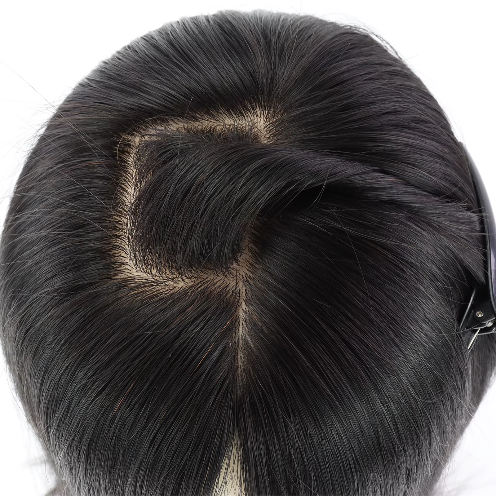 Perruque en cheveux humains européens avec dessus en soie et dentelle