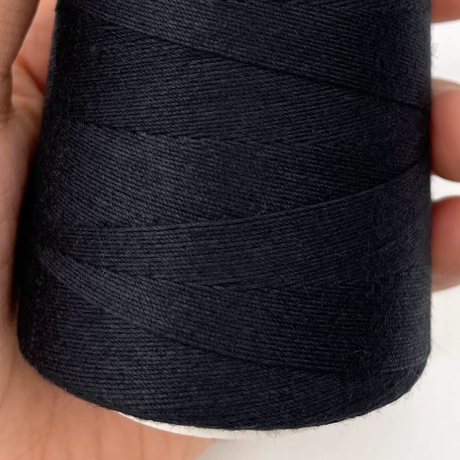 Fil de tissage noir épais 100% Polyester