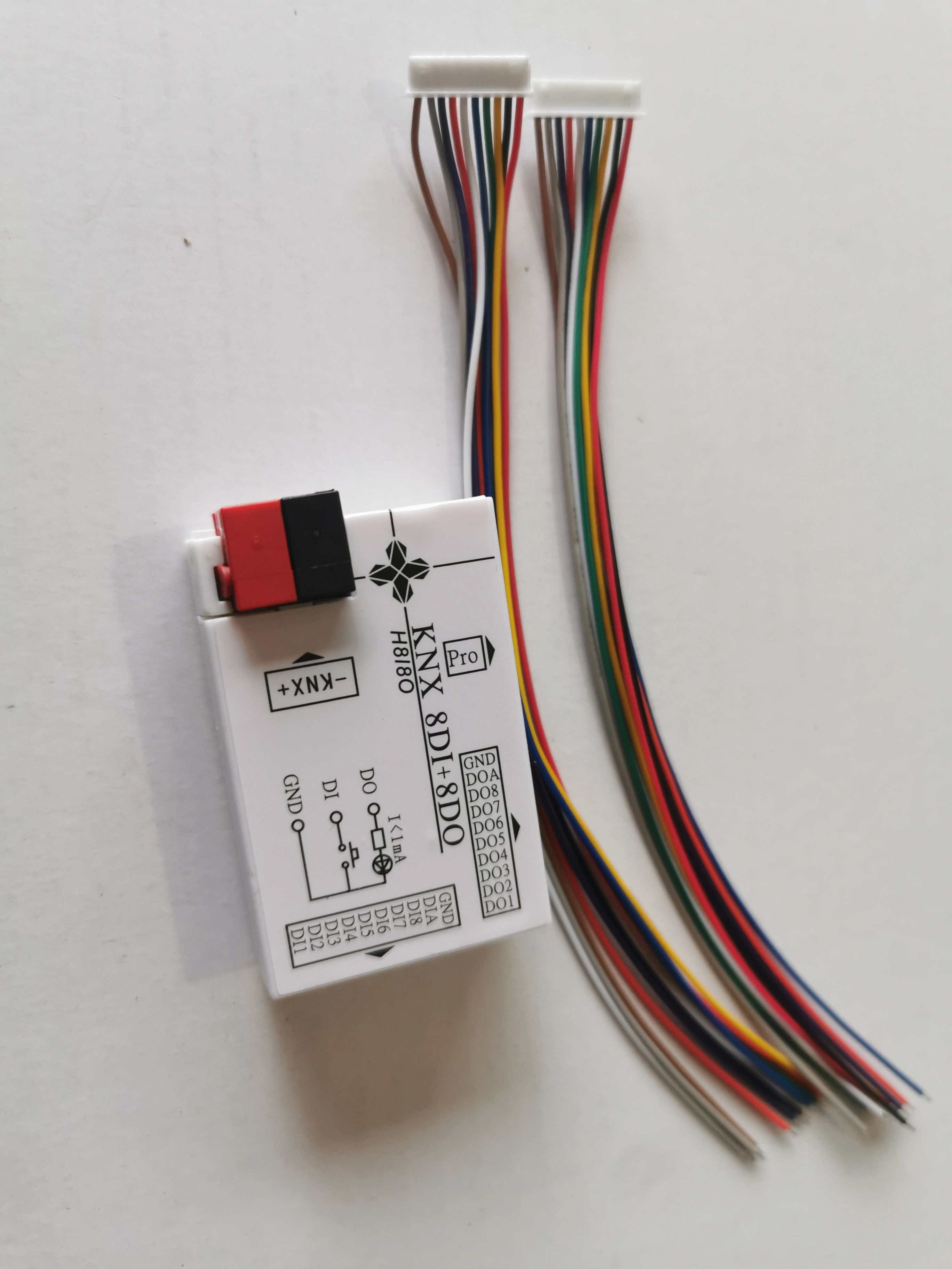 Technologie KNX 8DI + 8DO avec 8 entrées et 8 sorties